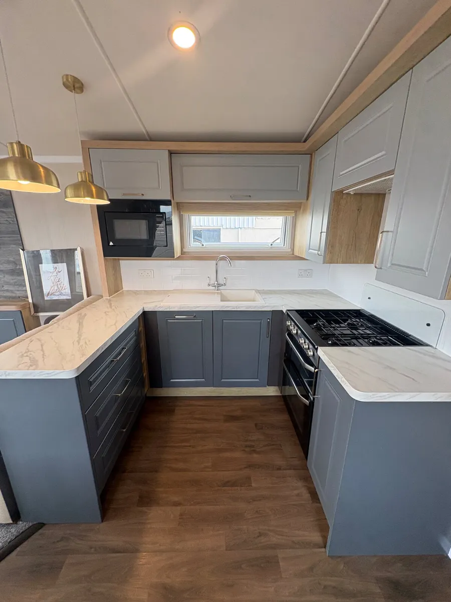 🔥 ABSOLUTELY STUNNING SWIFT PROVENCE EXCLUSIVE 🔥 - Image 3