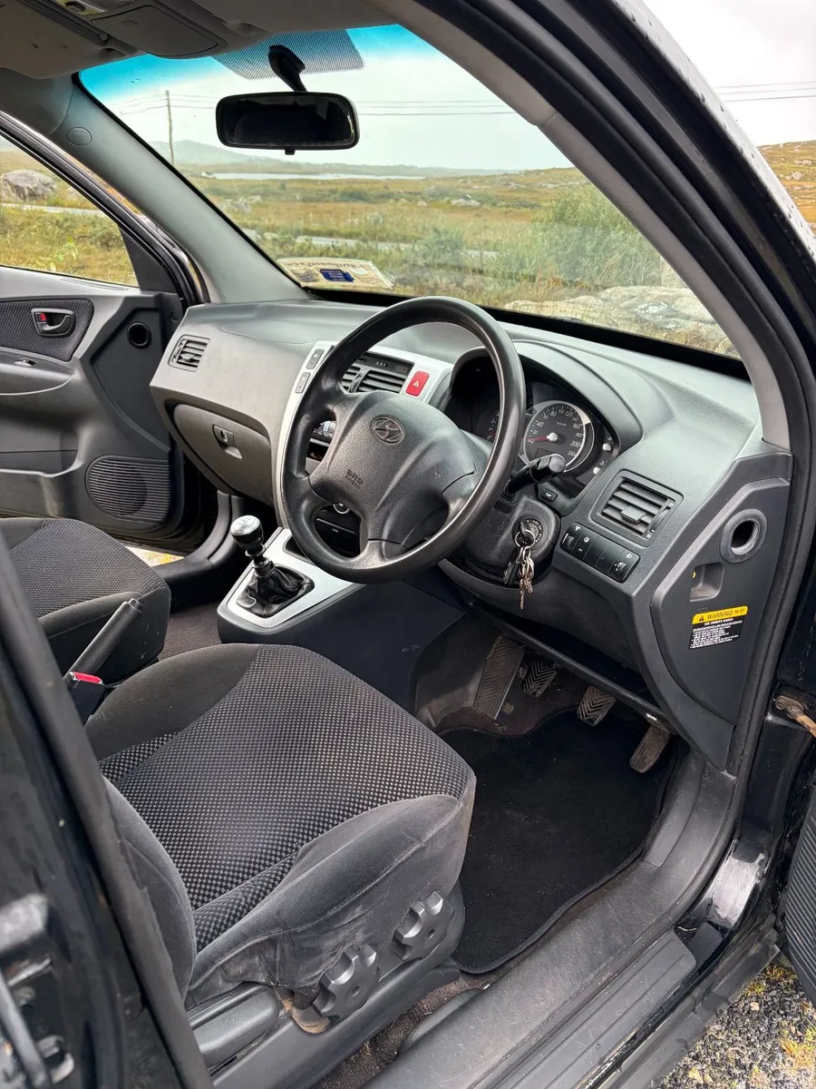 Hyundai Tucson 2009 - Image 2