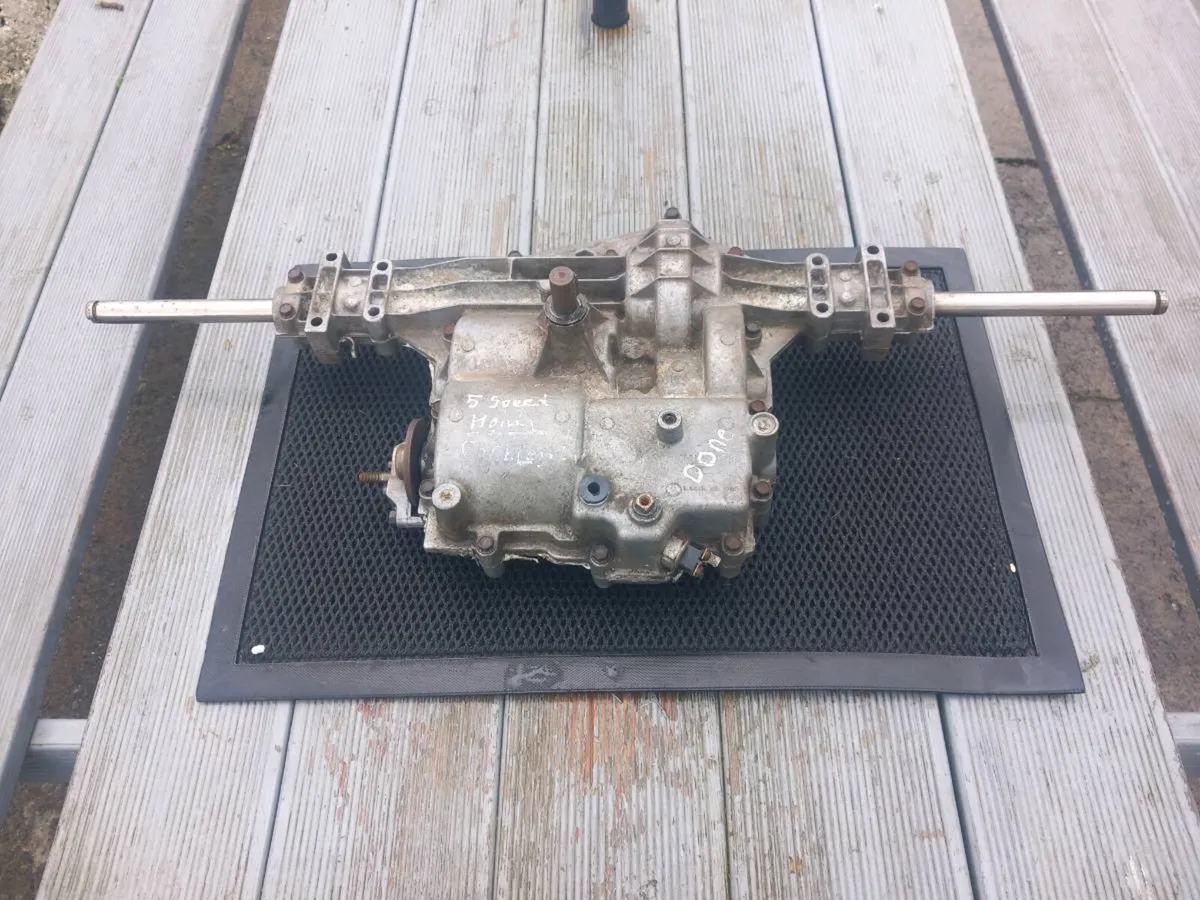 Honda/Castlegarden manual gearbox for sale - Image 1