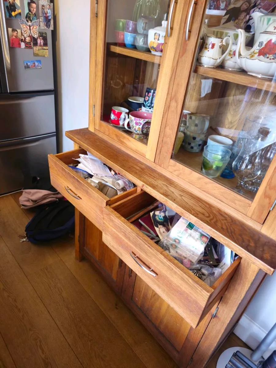 Solid Oak Kitchen Dresser / Display Cabinet - Image 4