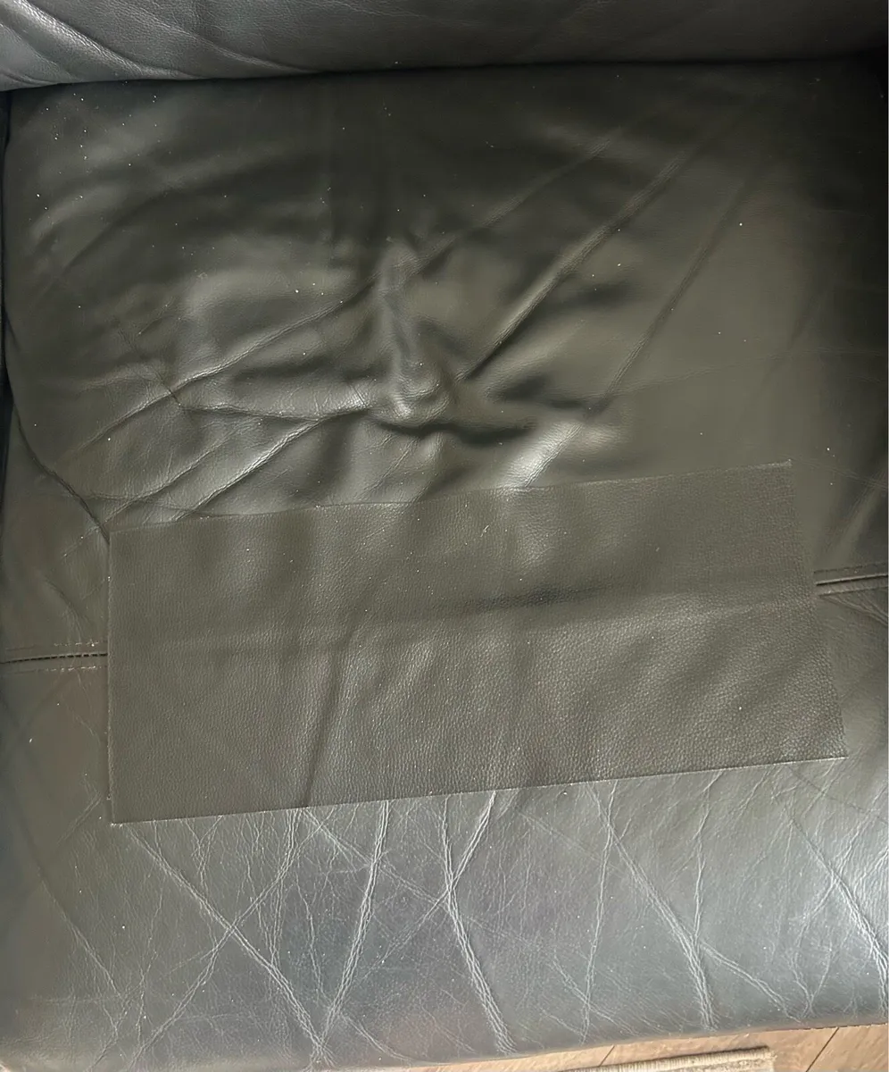 Black leather couch - Image 4