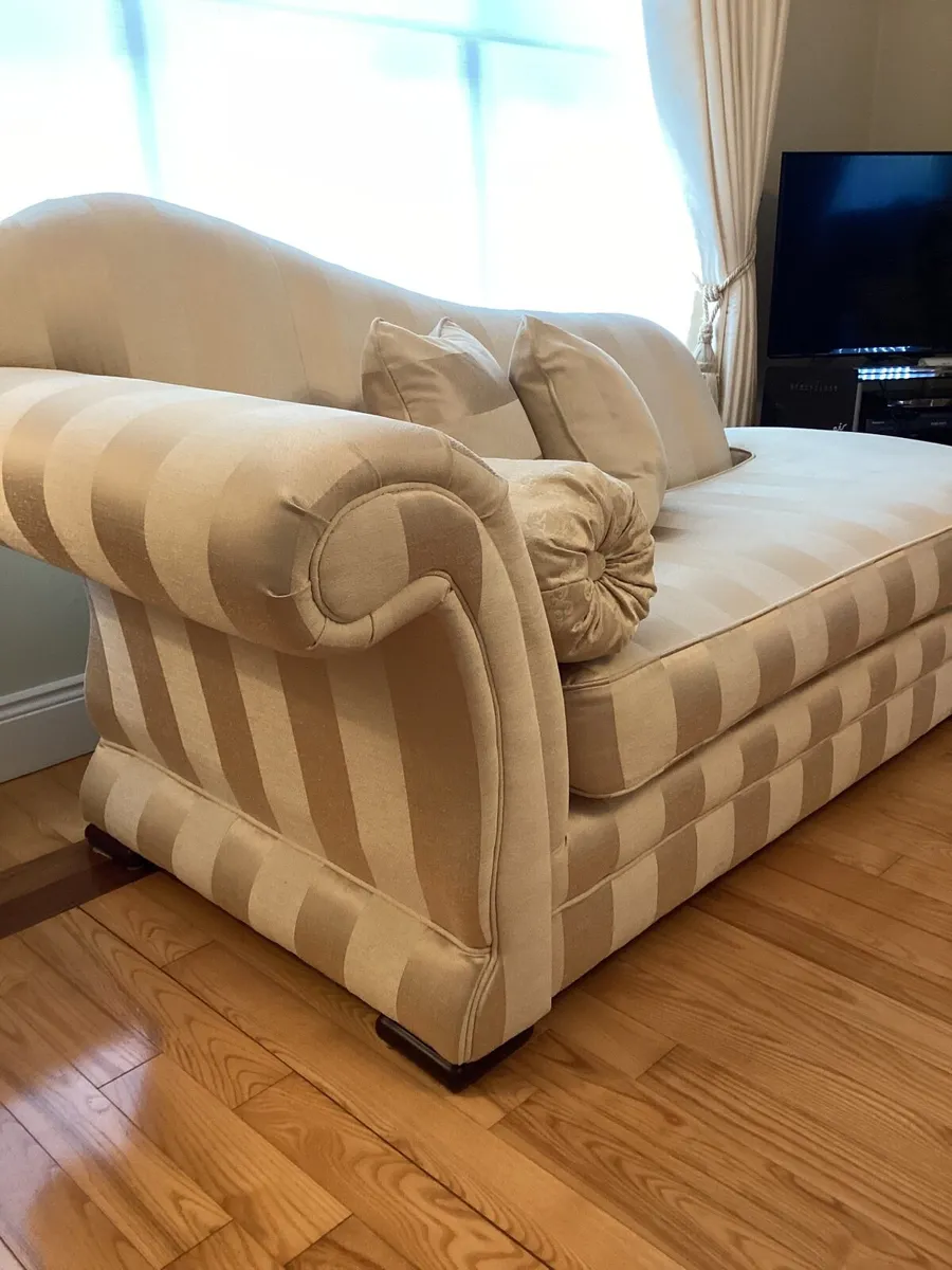 Chaise - Image 3