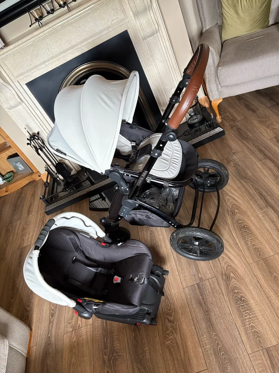 Baby travel system - Image 1