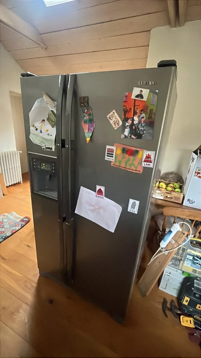 Fridge freezer