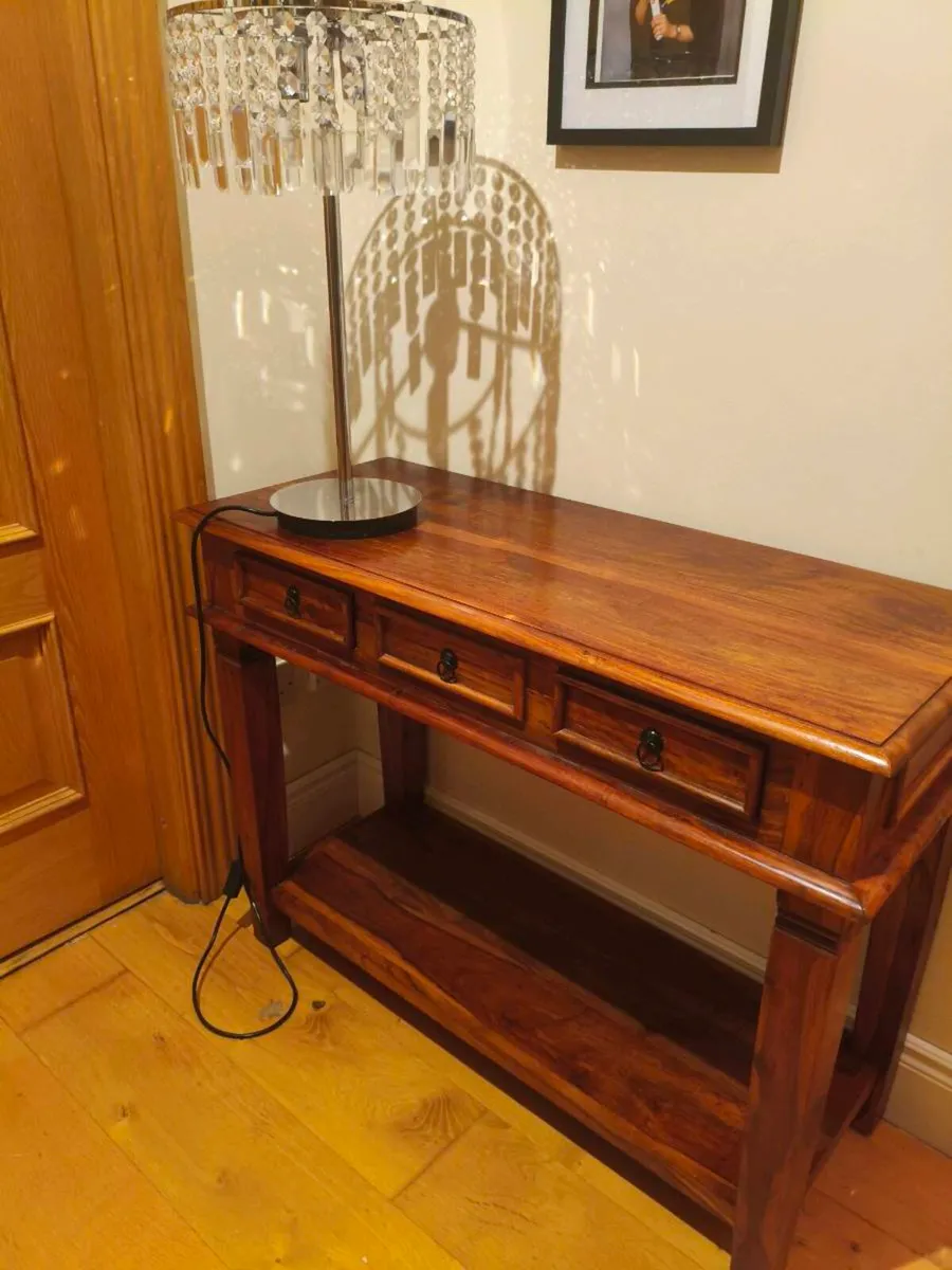 Beautiful new solid console table,lamp 180 - Image 1