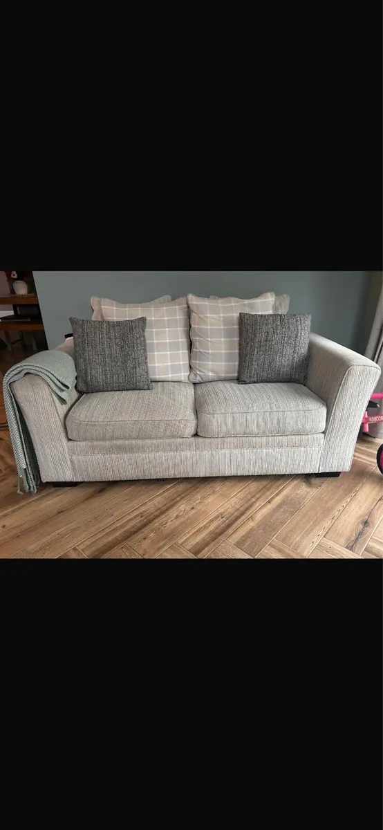 3 seater & 2 seater - Image 2