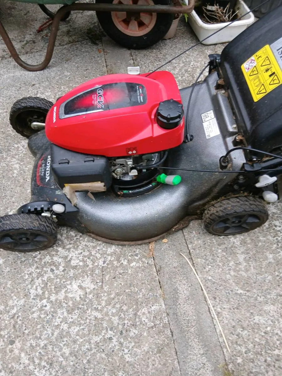 Lawn mower - Image 2