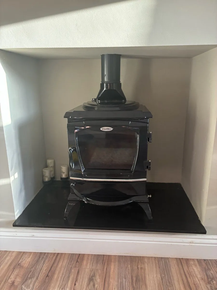Stanley Reginald Stove - Image 1