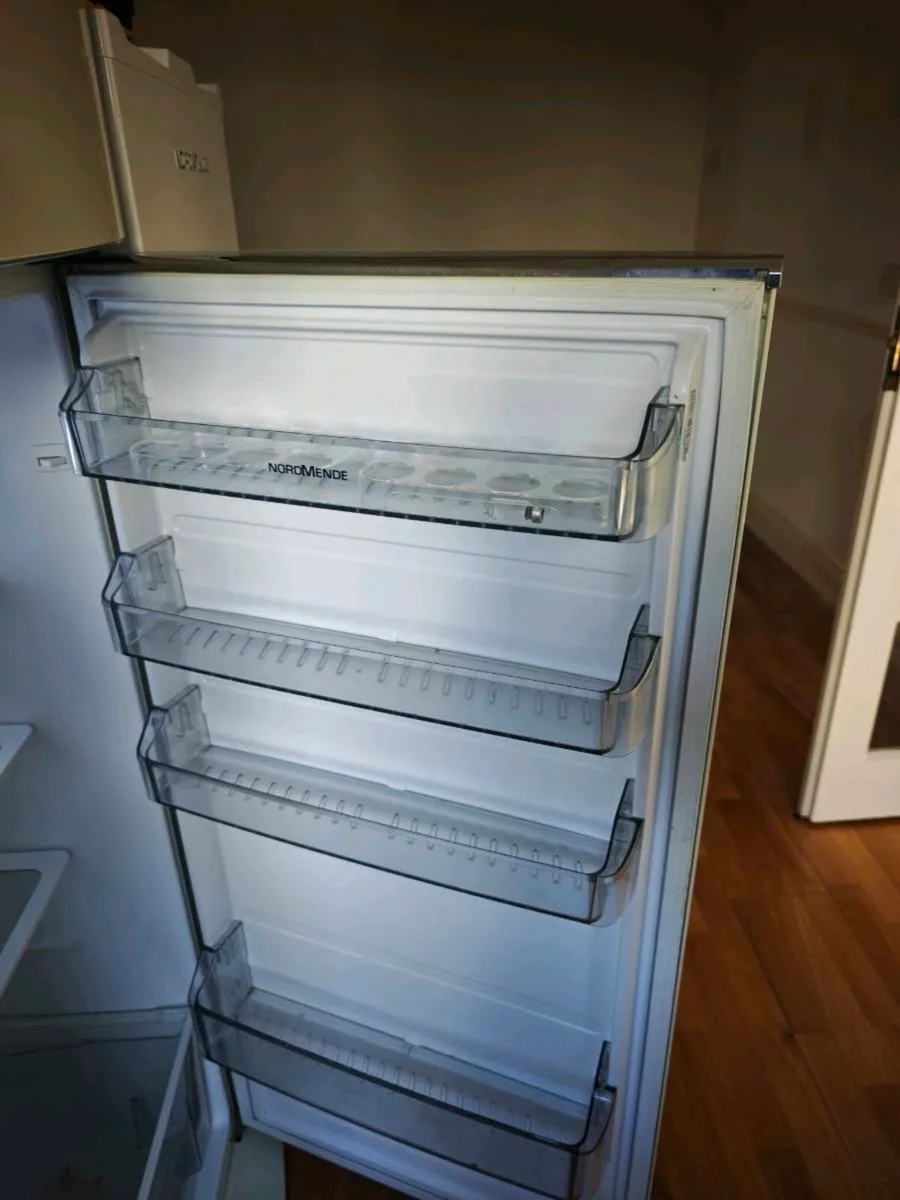 Fridge freezer - Image 3