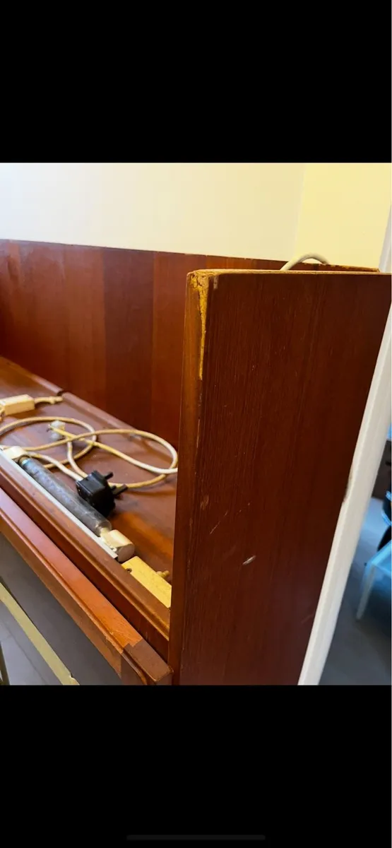 Mid century modern McIntosh highboard display unit - Image 4