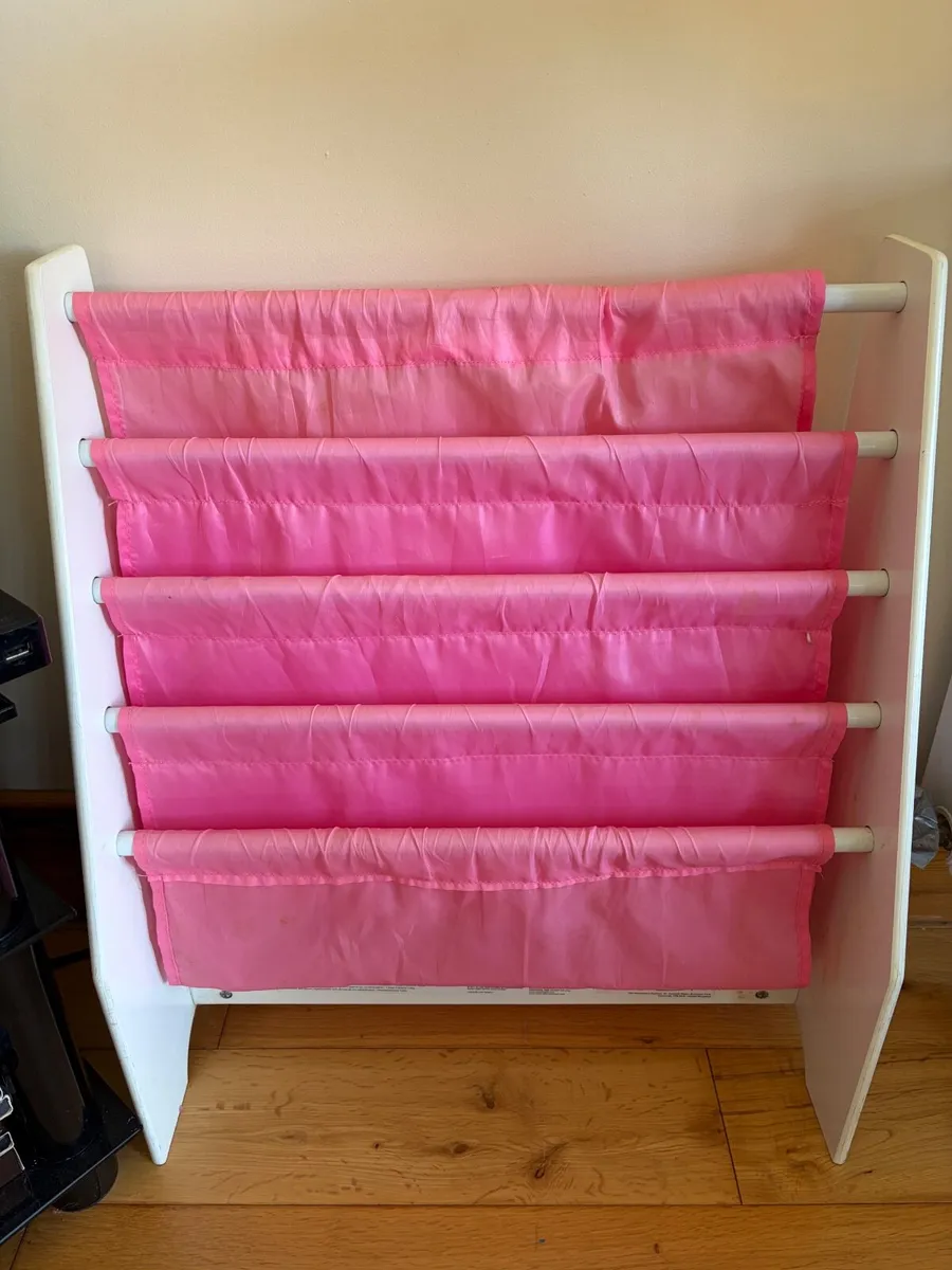 Book shelf - Image 1