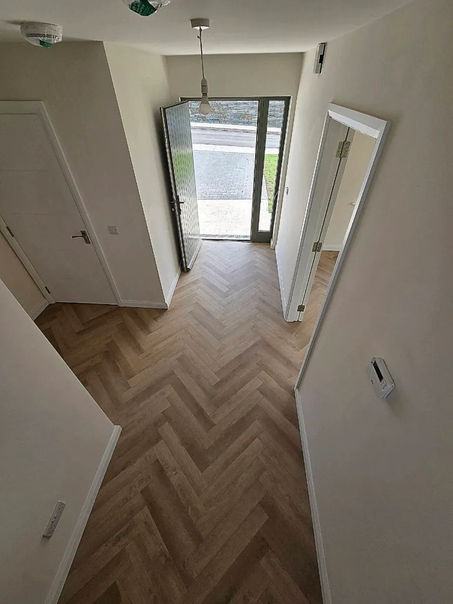 Timber floor fitter - Image 2