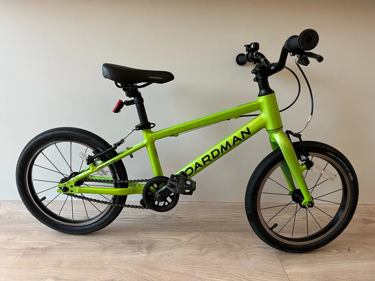 Boardman JNR 16 Kids Bike - Lightweight - Image 1