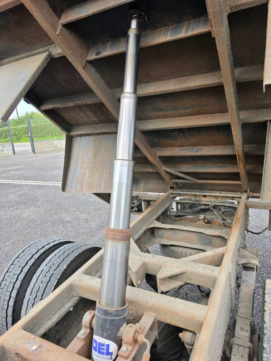 Isuzu NPR 85 Tw3395.150 2014 Cvrt 3/27 tax 12/26 - Image 4
