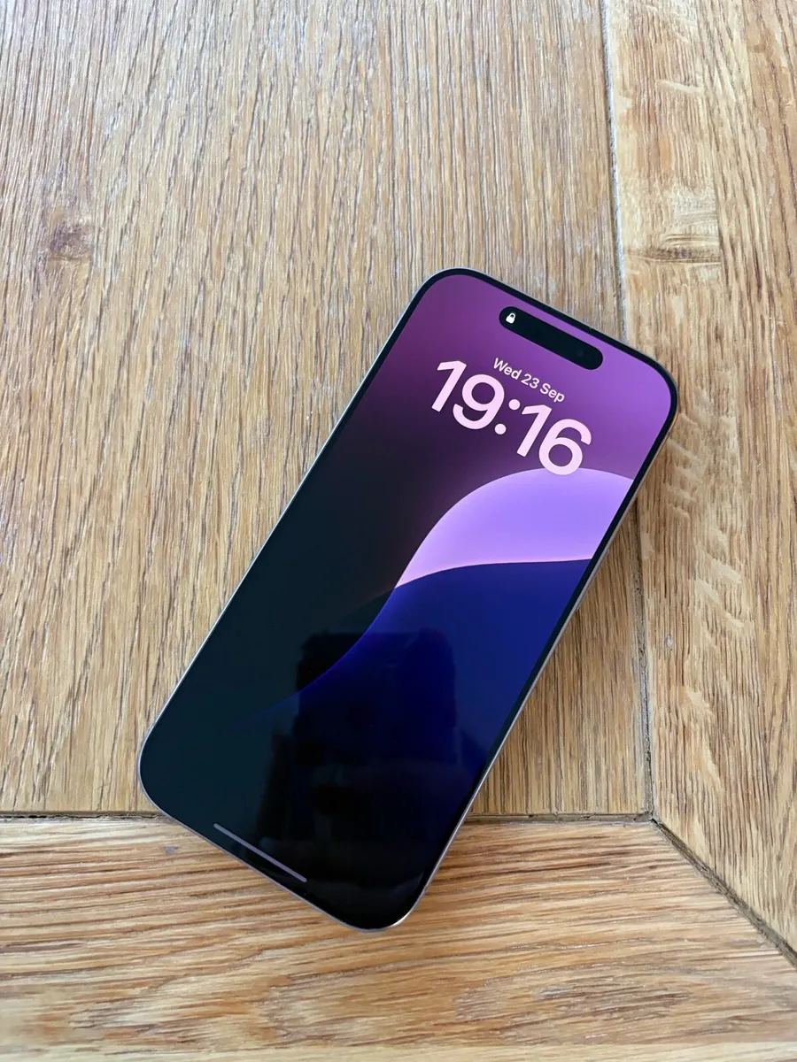 IPhone 16 Pro - Image 4
