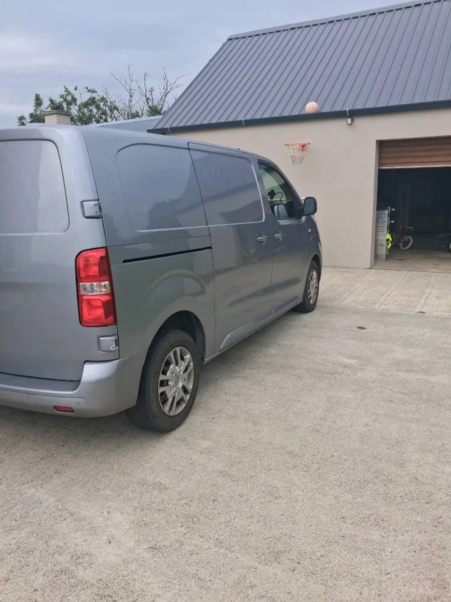 Vauxhal vivaro - Image 4