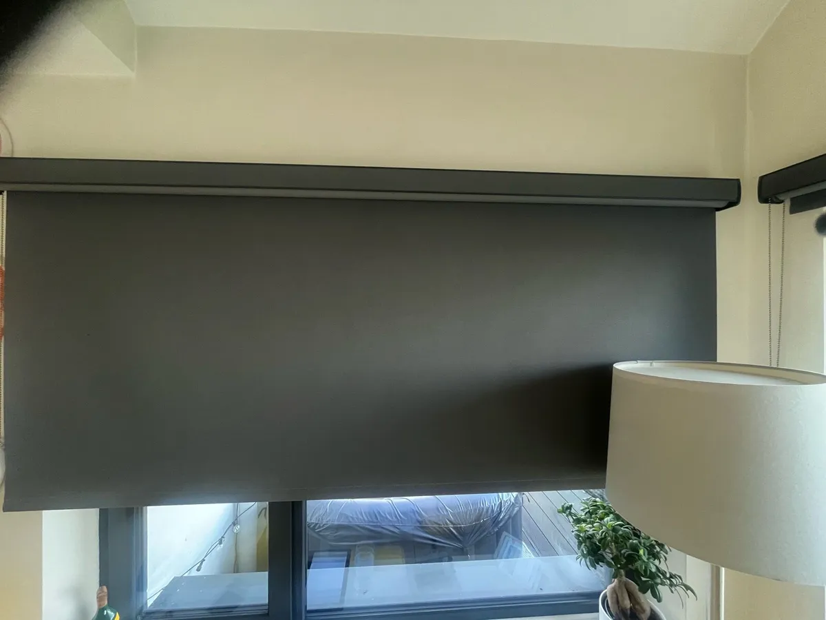 Blinds - Image 1