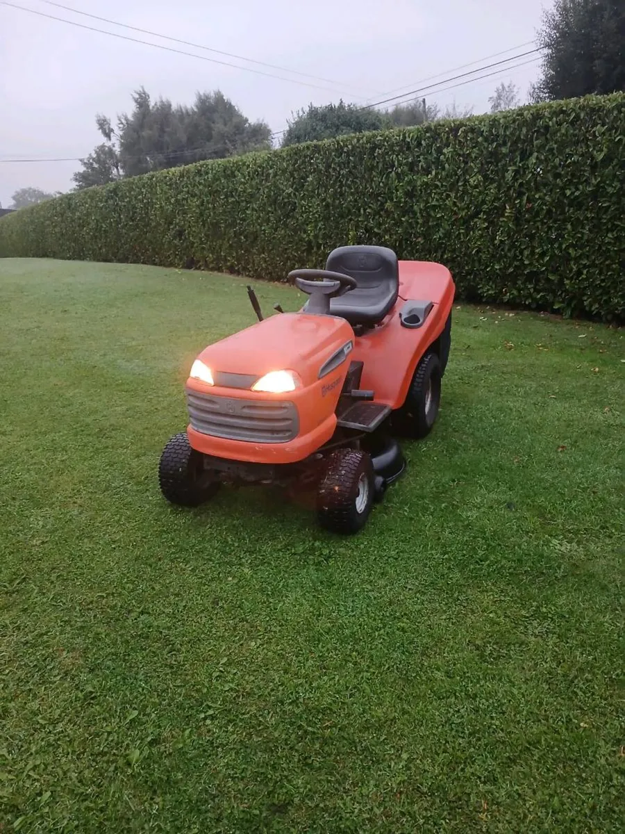 Husqvarna hydrostatic in Pristine condition - Image 2