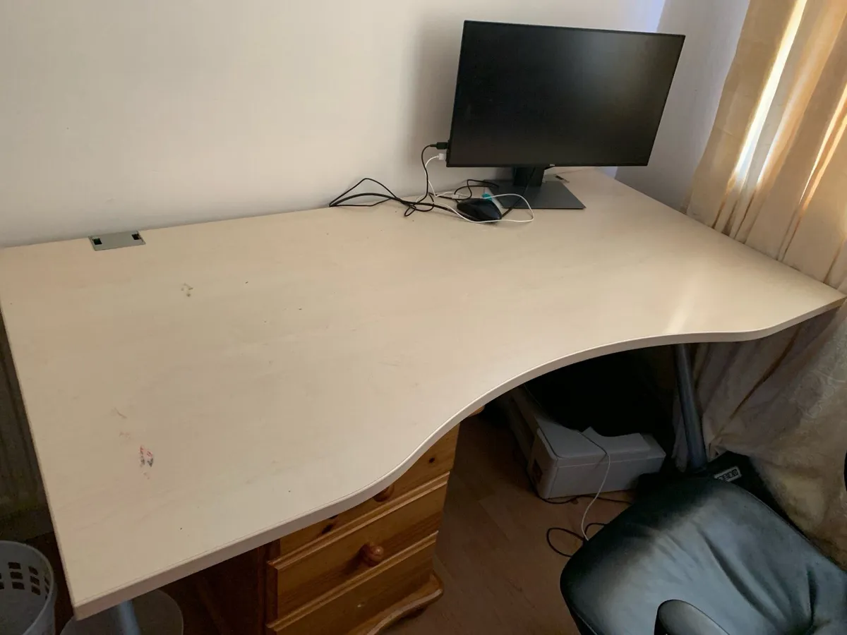 Laptop Table - Image 1