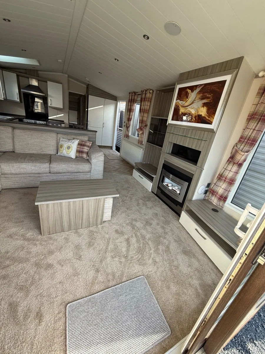Swift Lodge 42-14 free delivery At TPS caravans - Image 3