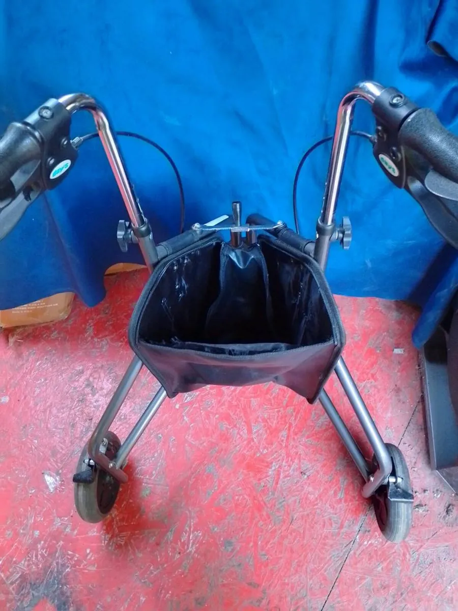 Days 3-Wheel Folding Rollator / Walker with Bag - Image 1