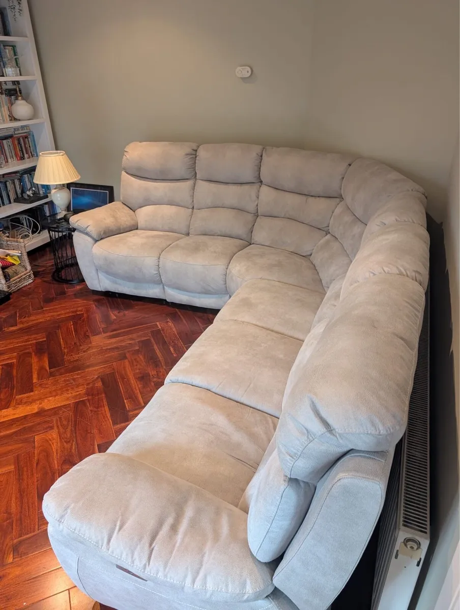 Corner Sofa - Image 1