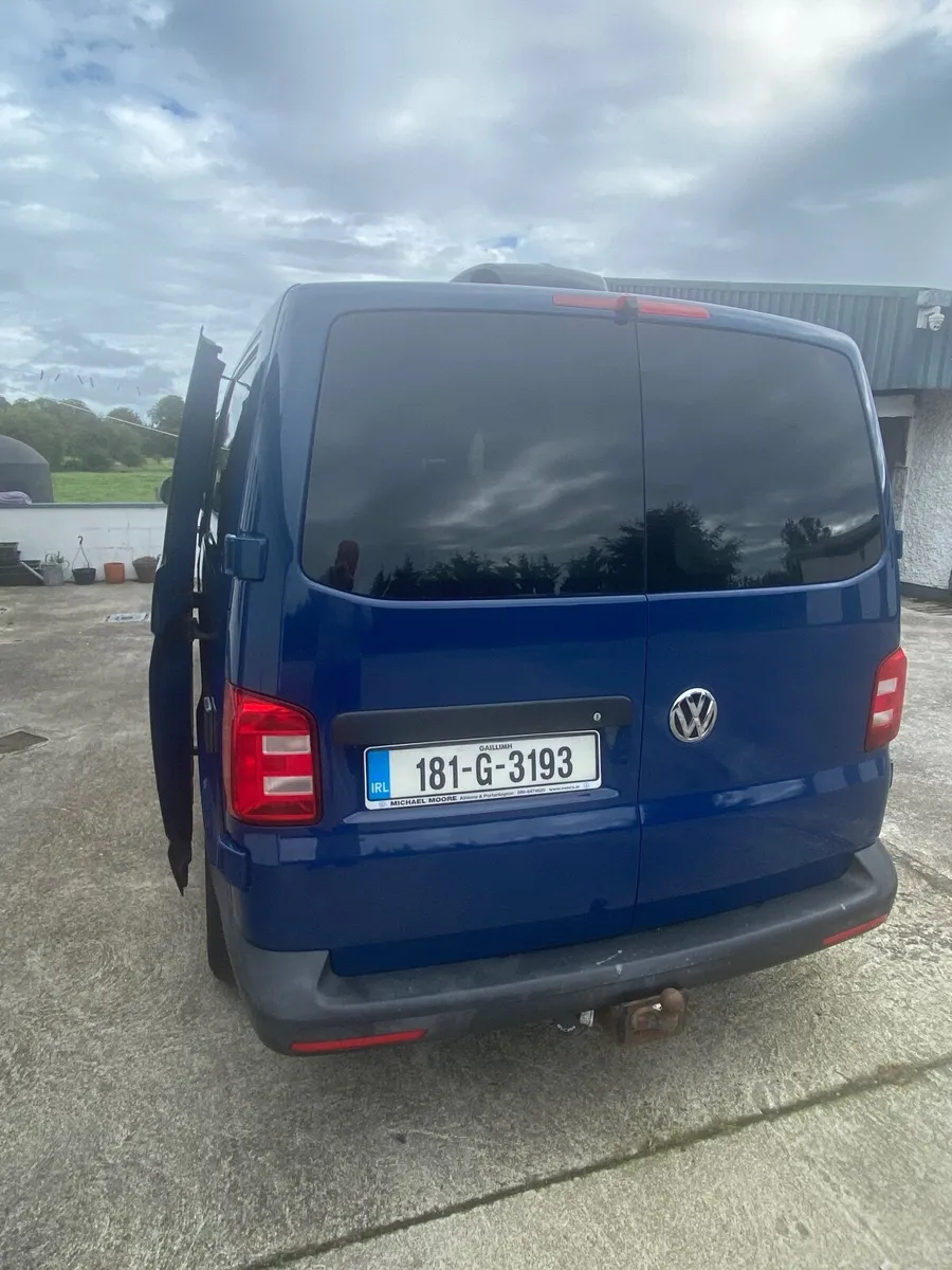 Volkswagen Transporter 2018 - Image 4