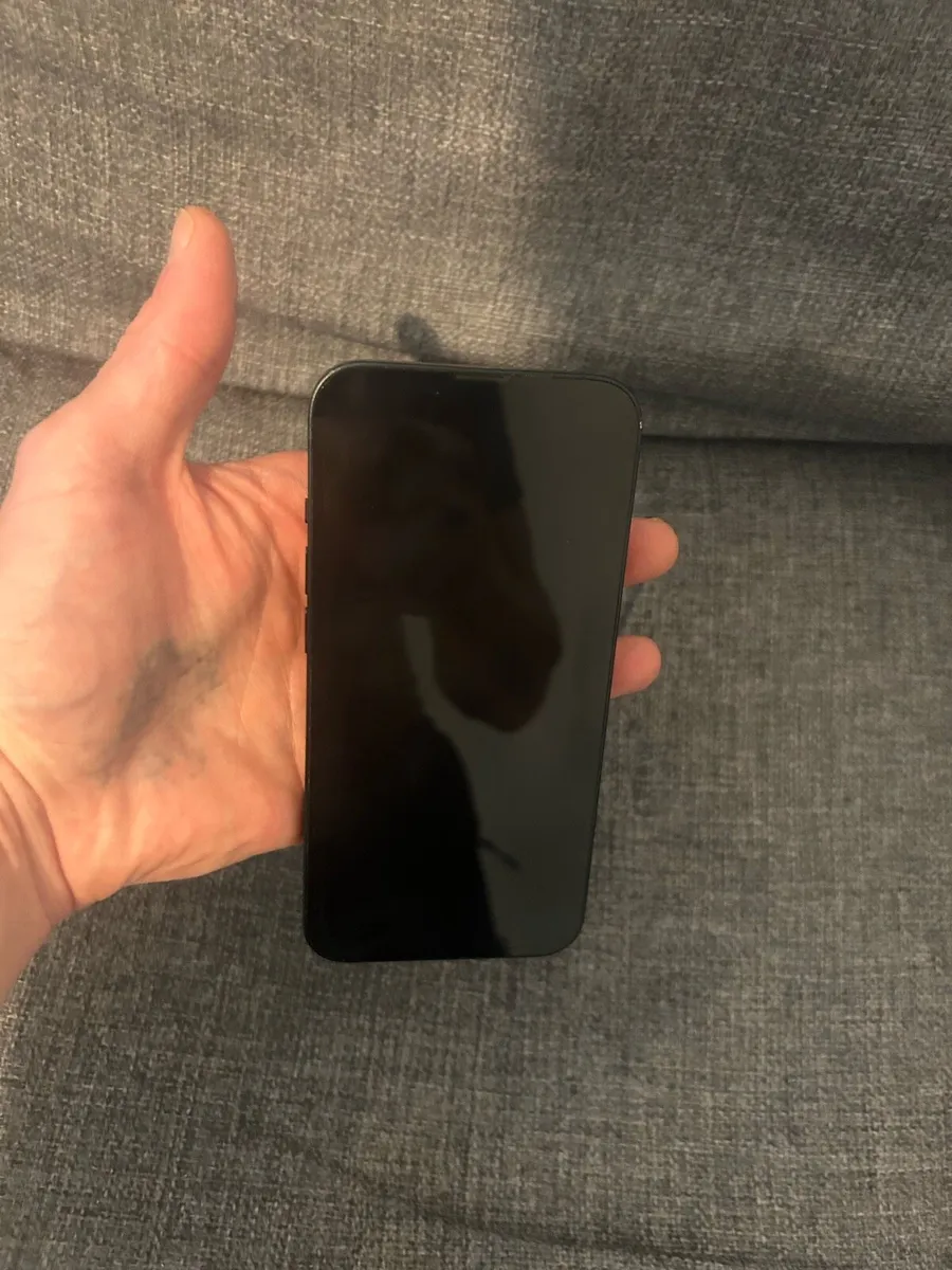 iPhone 13 128gb black unlocked 100% battery health - Image 2