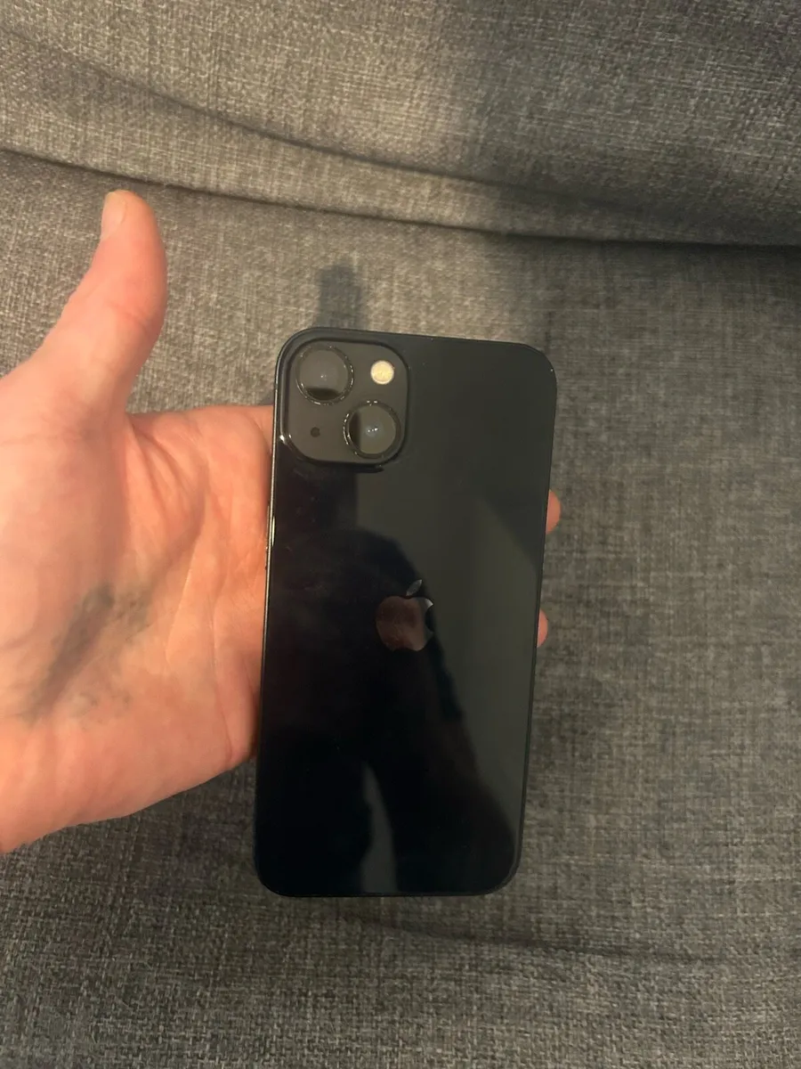 iPhone 13 128gb black unlocked 100% battery health - Image 3