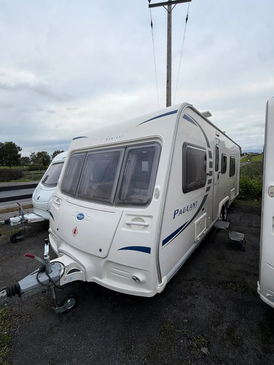 ✨BARGAIN BAILEY PAGEANT 4 BERTH FIXED BED✨ - Image 1