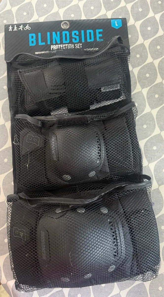 Kids knee / elbow guard set for cycling - Image 1