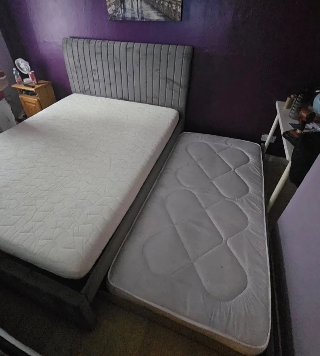 King size bed with single trundle - Image 3