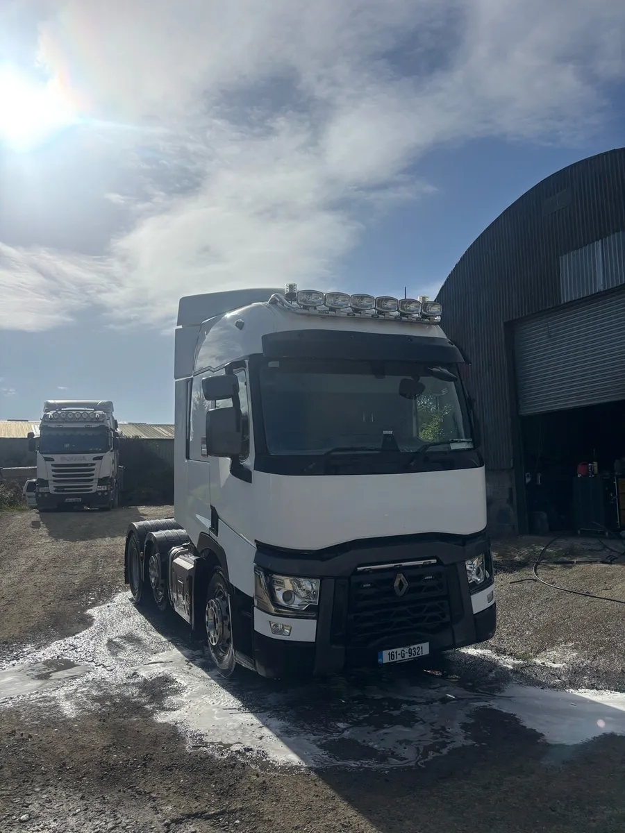 Renault T480 - Image 2
