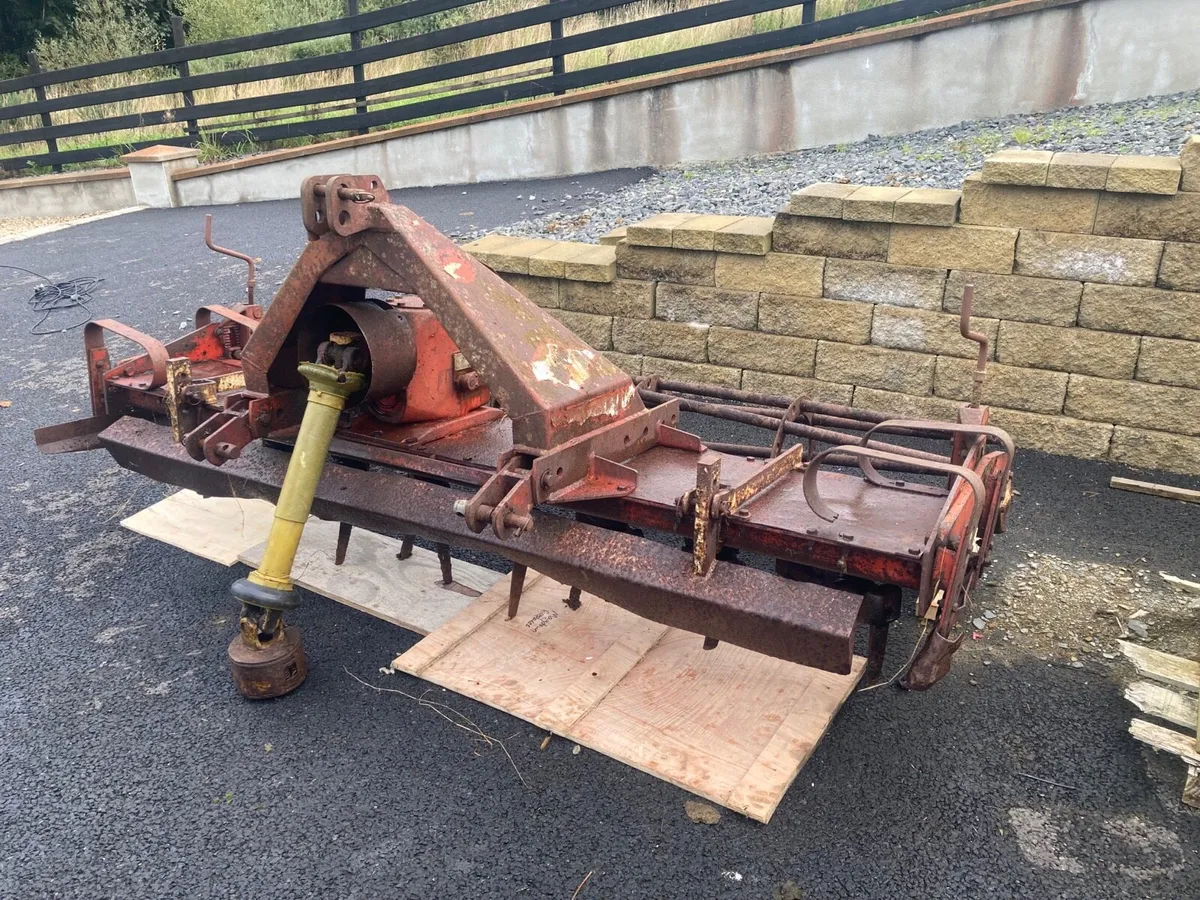 2.5m Kuhn power harrow - Image 1