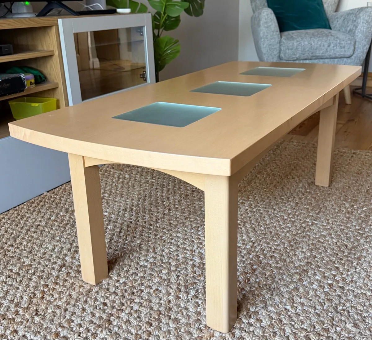 Coffee table and side table - Image 1