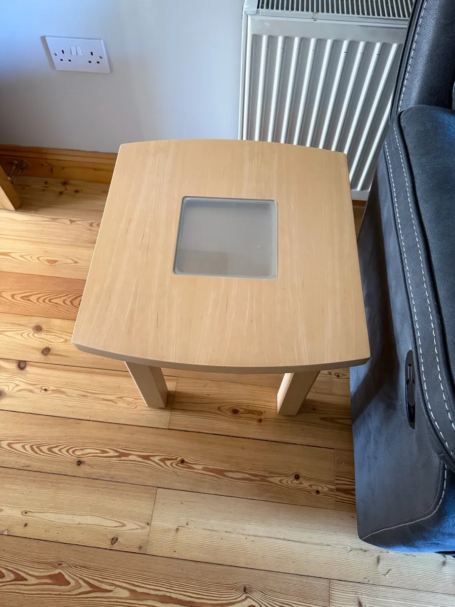 Coffee table and side table - Image 4
