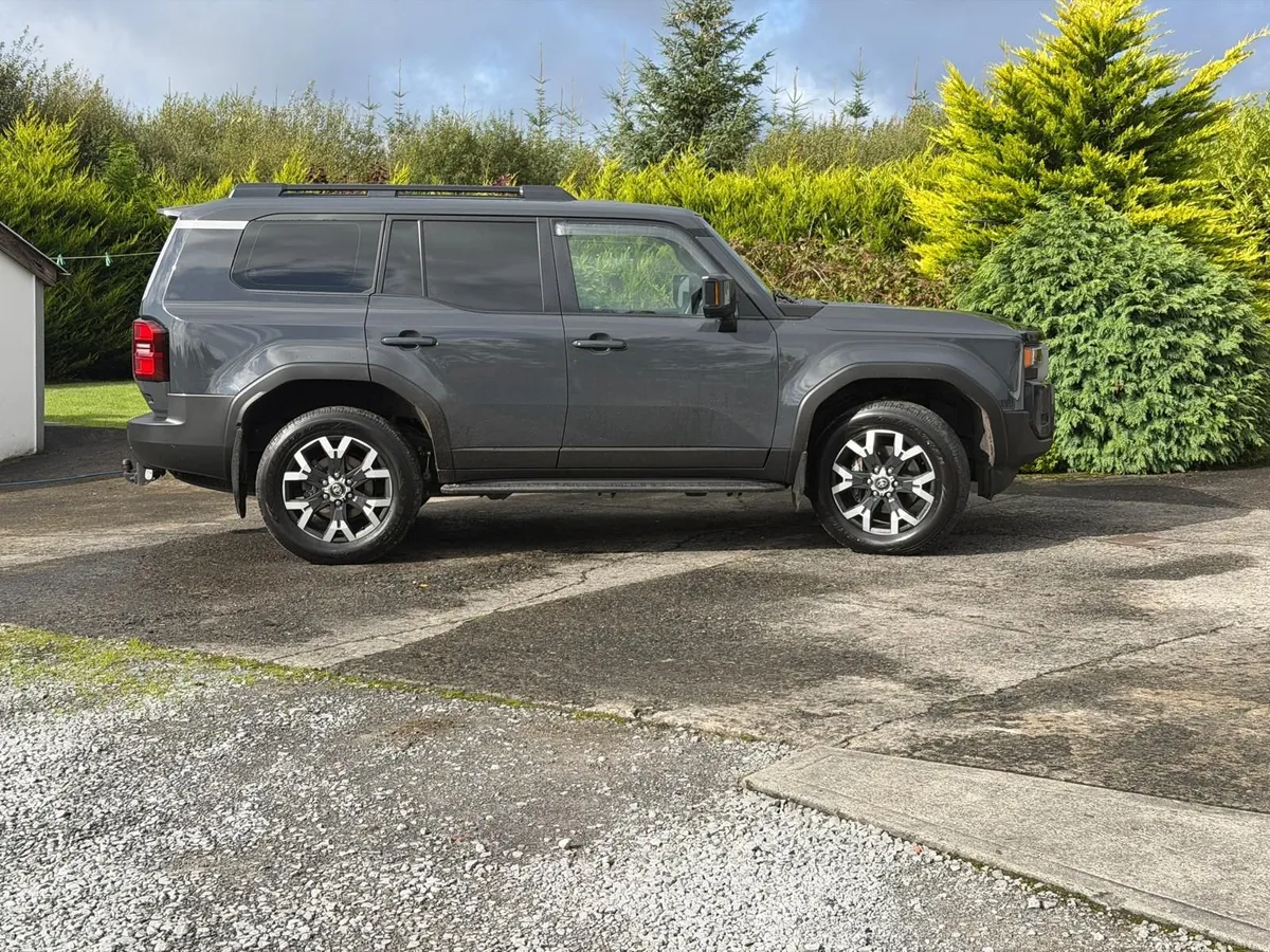 Toyota Land Cruiser 2025 - Image 3