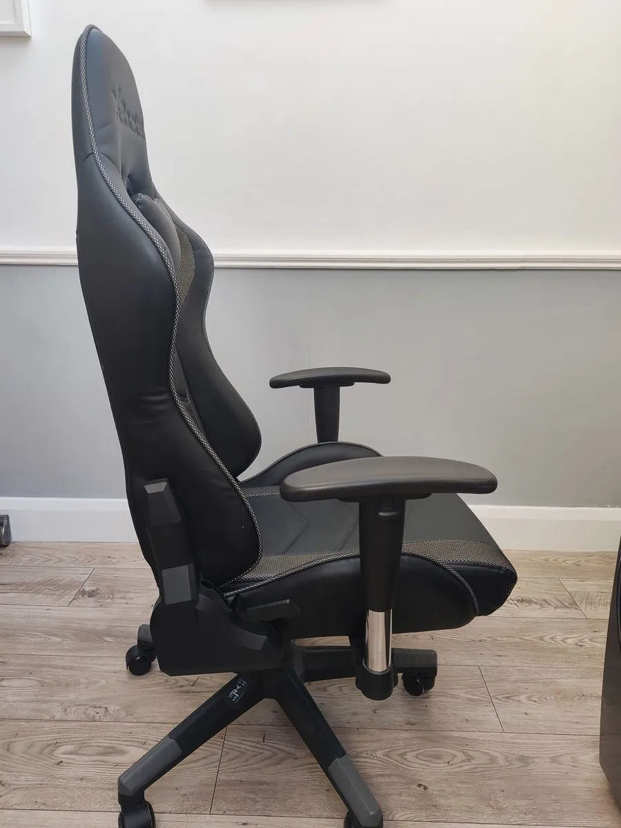 XRocker Gaming chair - Image 2