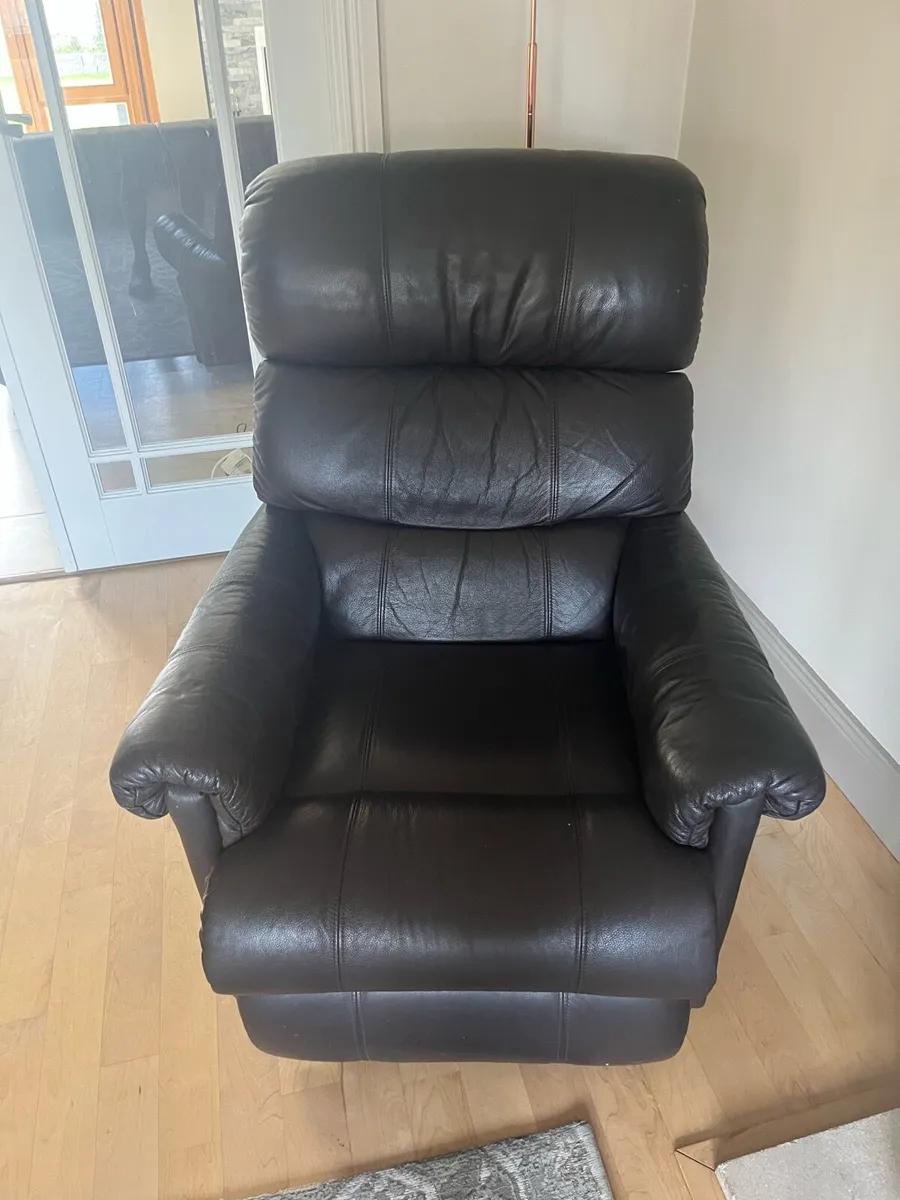 Leather Recliner chair - Image 1