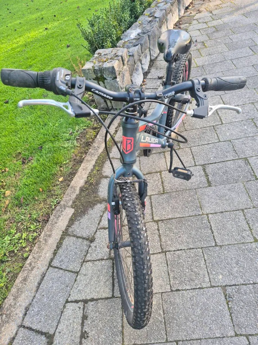 Two Bikes 20" Girls & 24" Boys - Image 4