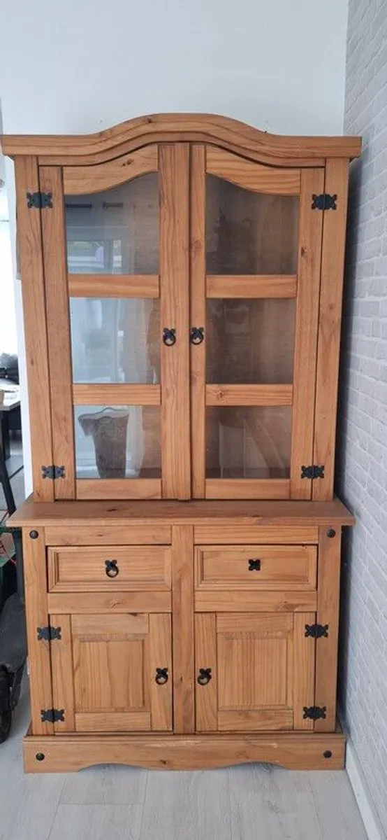 Display cabinet - Image 1