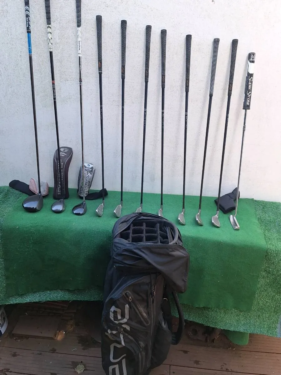 Golf. Full set of Callaway clubs and bag. - Image 1