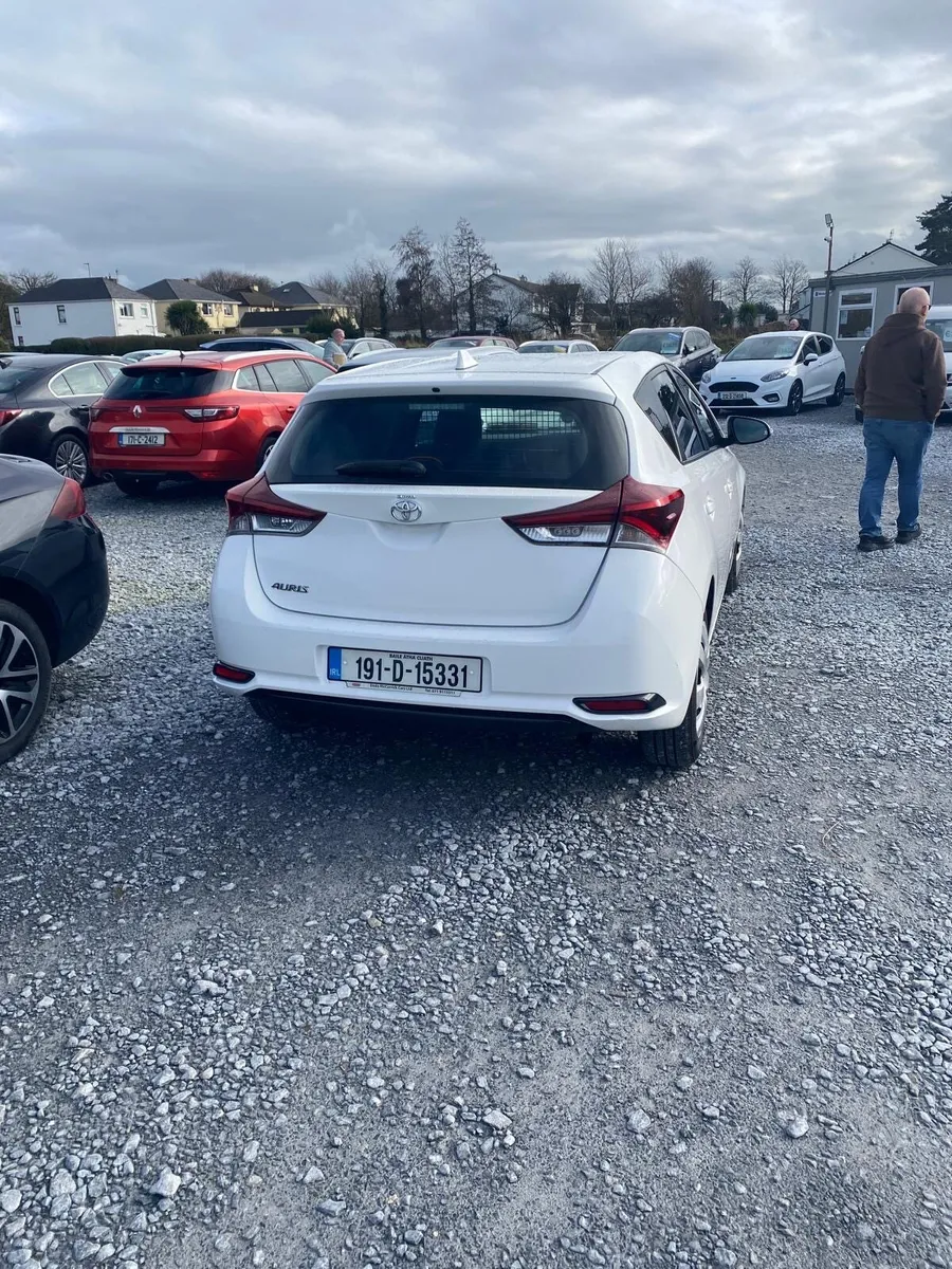 Toyota Auris 2019 1.4 Diesel - Image 3