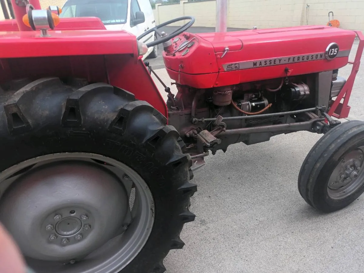 Massey ferguson 135 - Image 2