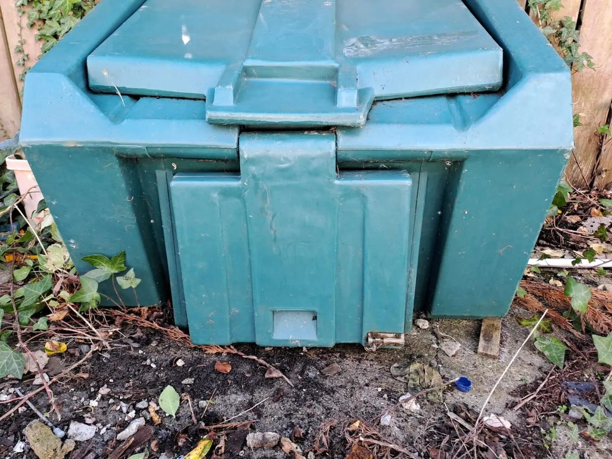 Large Plastic Coal Bunker / Fuel Store 85cm x 85cm - Image 2