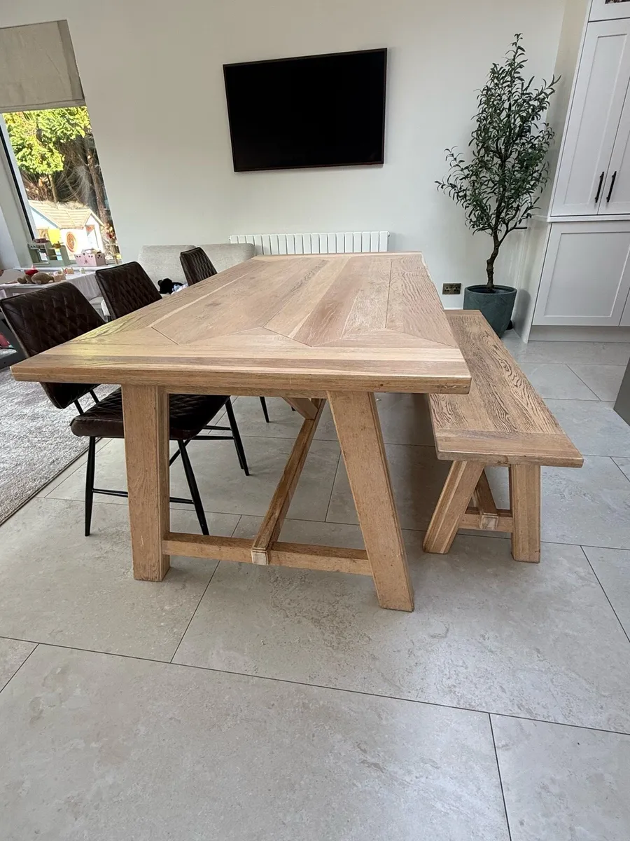 Dining table bench and chairs - Image 1