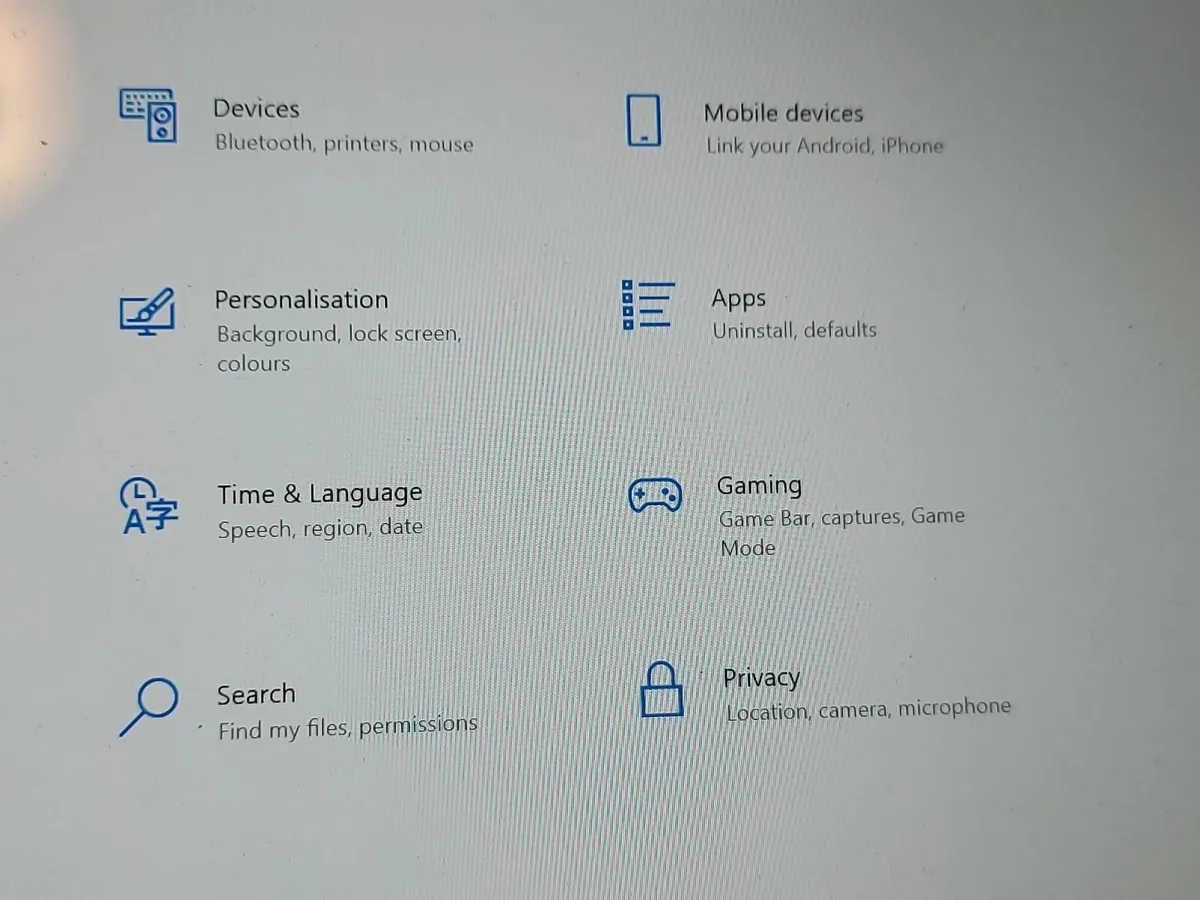 Microsoft Surface Tablet Laptop Intel Atom x7-Z870 - Image 4