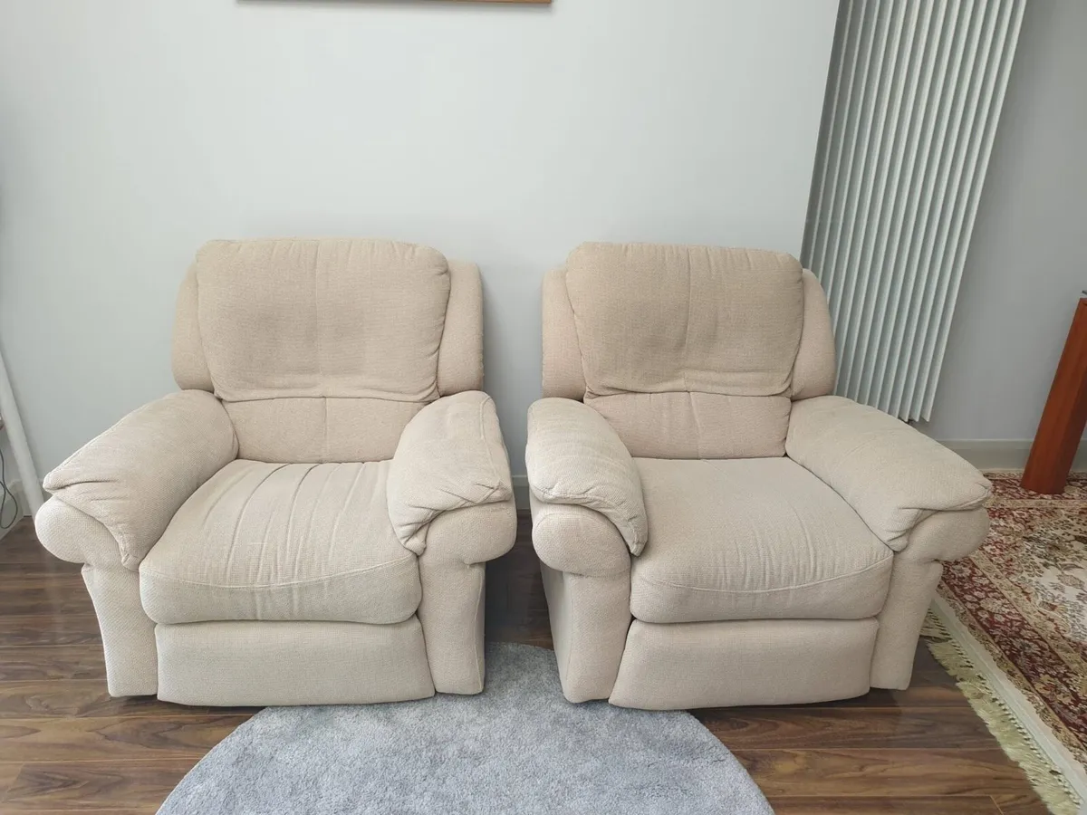 Single Recliner Sofa - Image 1