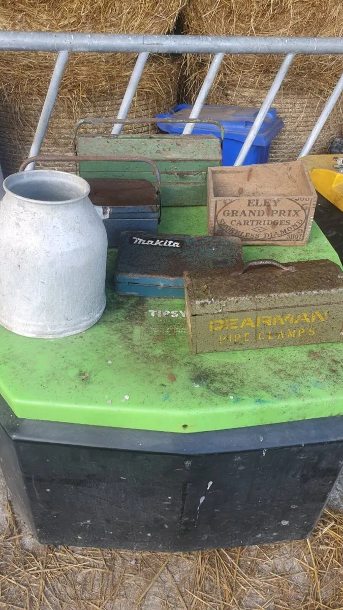 Antique farm implements - Image 1