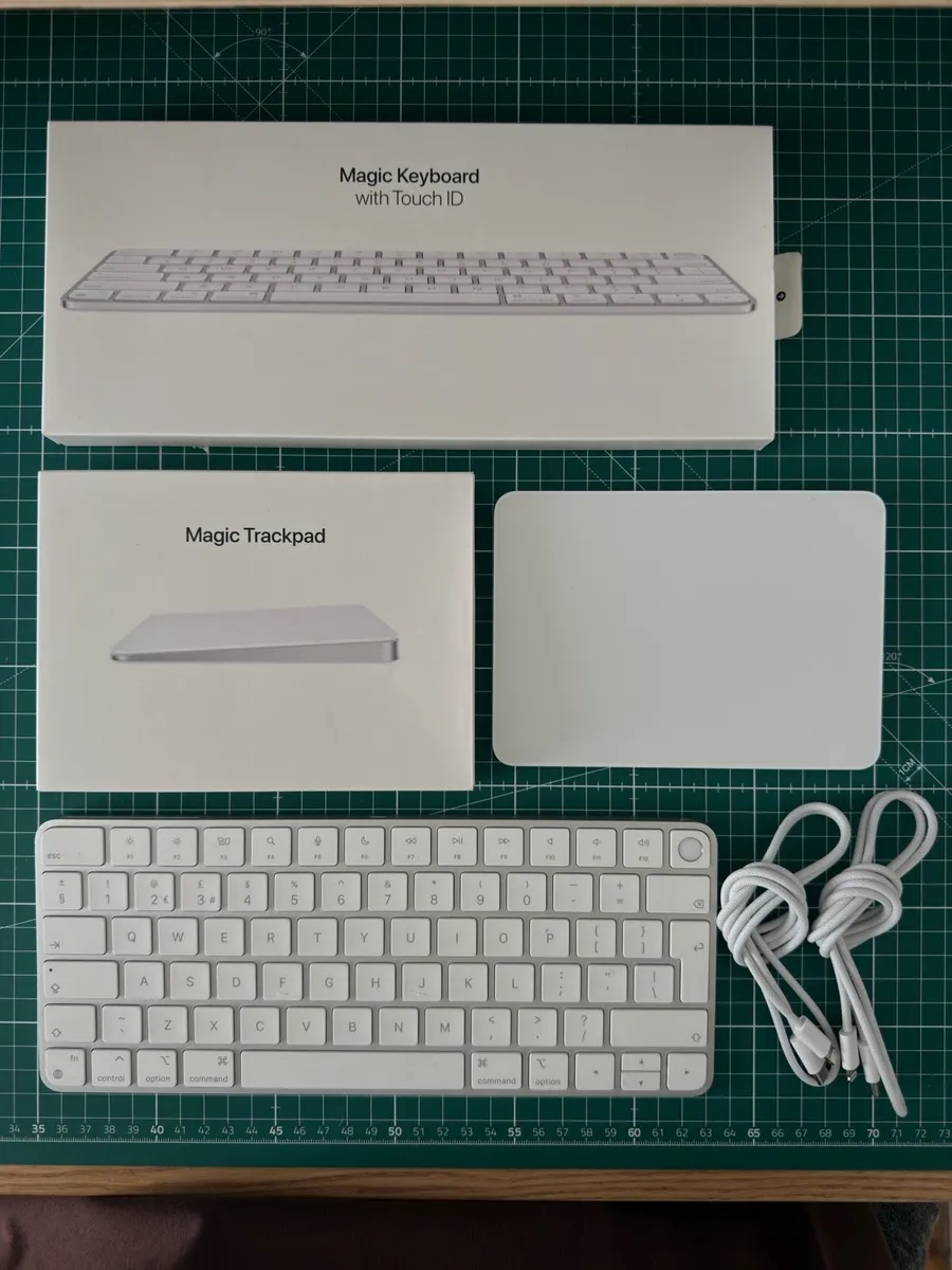 Apple Magic Keyboard Touch ID and Magic Trackpad